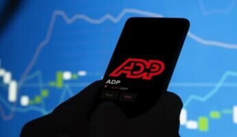 Изменение числа занятых в несельскохозяйственном секторе от ADP (ADP Nonfarm Employment Change) [США]