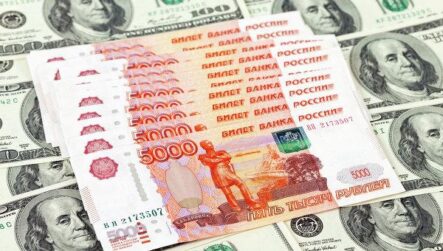 По паре USD/RUB вероятен технический откат к 39.40