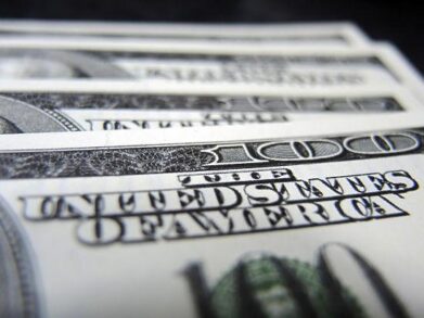 Спекулянты давят на цены на нефть