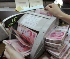 Китайский юань теряет привлекательность