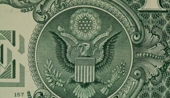 Доллар США на Форекс и процентные ставки ФРС