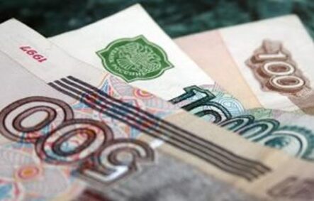 Укрепление рубля завершается: к июлю курс упадет до отметки 60 руб/доллар