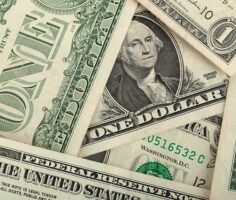 Прогноз курса доллара США на сентябрь