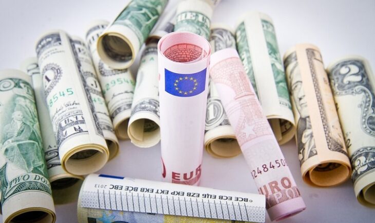 Dollar und Euro. Prognose