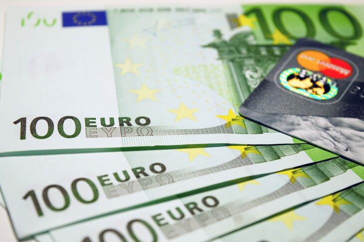 توقُّع سعر اليورو