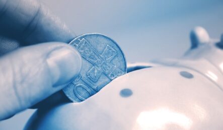 Как откладывать деньги? 6 безболезненных способов