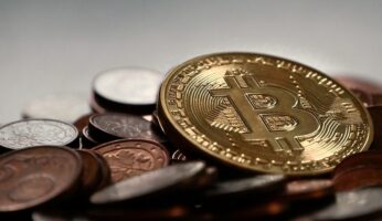 أموال من الهواء. تحليل فني لبيتكوين