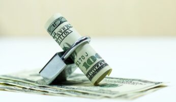 Локирование на Форекс