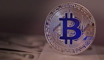Биткоин, как формируется цена