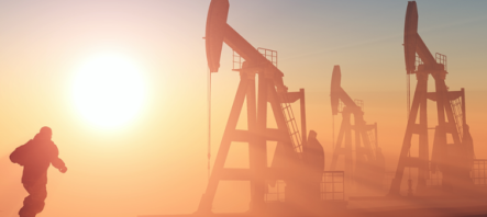 Нефть упала до минимума за неделю на новостях о переговорах с Ираном