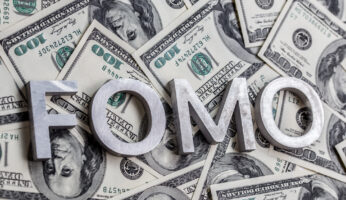 Что такое FOMO и YOLO на финансовых рынках