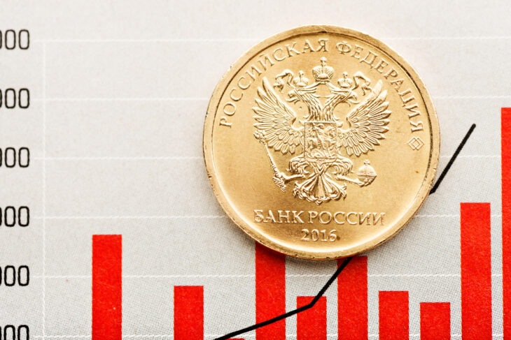 Курс рубля и инвестиции в акции