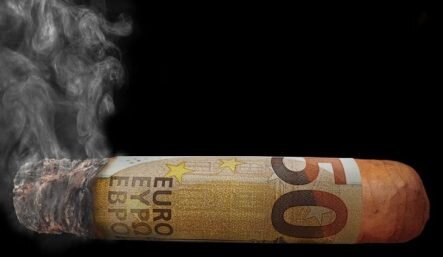 Дальнейшее падение пары евро/доллар не исключено