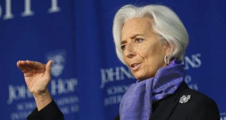 ЕЦБ сохраняет процентную ставку, но расширяет программу экстренной покупки облигаций