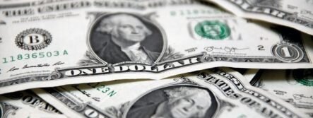 ФРС меняет планы: период нулевых процентных ставок растянется на годы