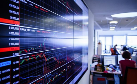 Кому будут полезны вечерние торги на Мосбирже?