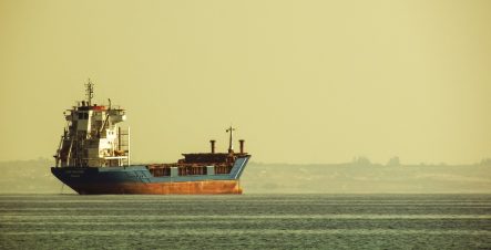 Обвал запасов нефти не вызвал эйфории на рынке