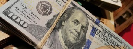 Обзор курса евро, доллара, фунта, иены, аусси и цены на нефть на 23 октября