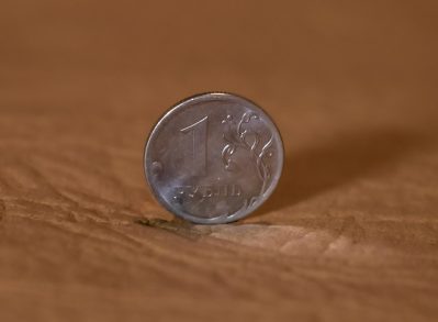 Официальный курс доллара и евро к рублю на 10-12 августа 2019 года