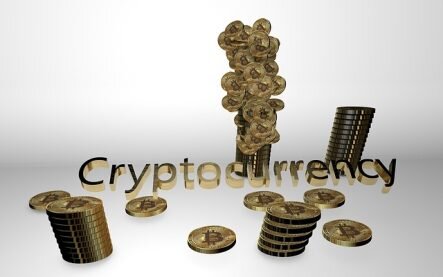 توقع سعر البيتكوين: ارتفاع إلى 7770 دولارًا أو انخفاض إلى 7100 دولارًا لكل BTC؟
