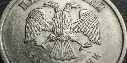 Рубль упал до годового минимума. Курс доллара США к рублю на завтра 68,5259