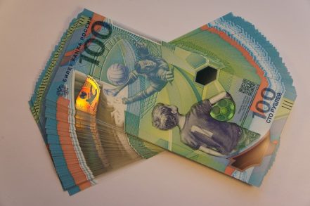 В июле ждем укрепления курса рубля к евро