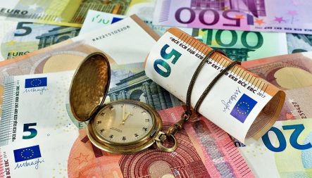 Ждём коррекции по рублёвым парам