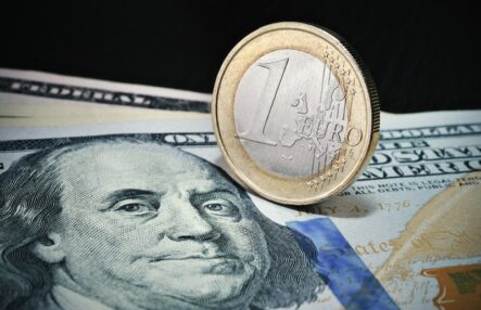Как строить фундаментальную стратегию для валютной пары на Форекс