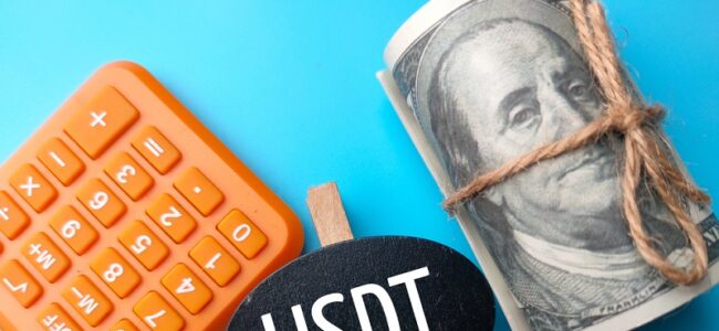 USDT, USDC или доллар на банковском счёте: одинаковый курс, разные права